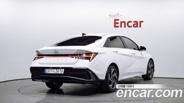 Hyundai AVANTE 2026 — photo 2