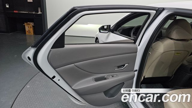 Hyundai AVANTE 2026 — photo 15