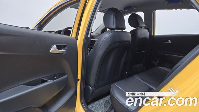 Kia morning 2023 — photo 30