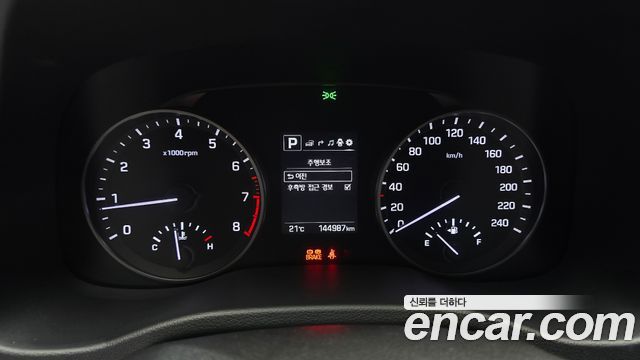 Hyundai AVANTE 2018 — photo 8