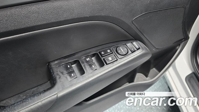 Hyundai AVANTE 2018 — photo 18