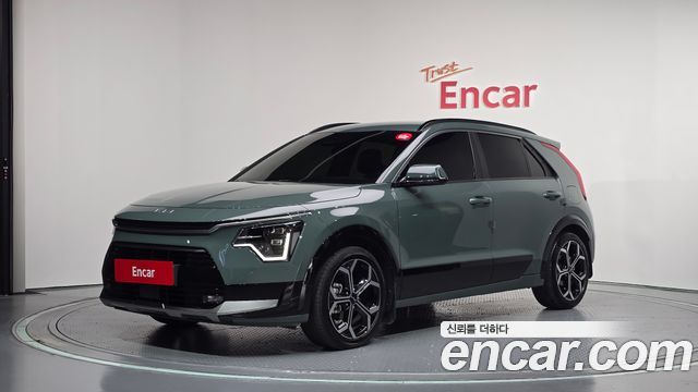 Kia Niro 2023 — photo 1