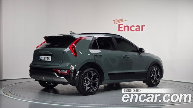 Kia Niro 2023 — photo 2