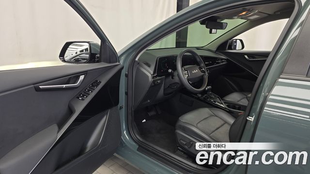 Kia Niro 2023 — photo 10