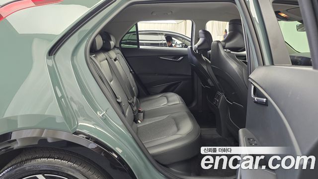 Kia Niro 2023 — photo 11