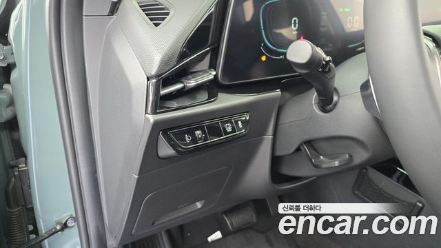 Kia Niro 2023 — photo 17