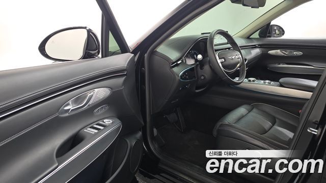 Genesis GV70 2024 — photo 13