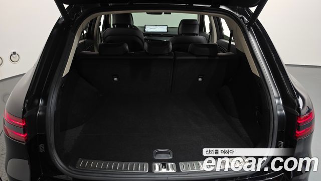 Genesis GV70 2024 — photo 24