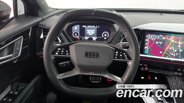 Audi Q4 e-tron 2023 — photo 19