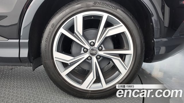 Audi Q4 e-tron 2023 — photo 7