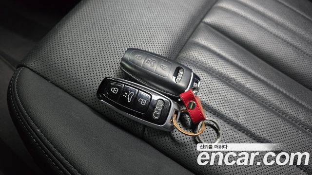 Audi A6 2021 — photo 25
