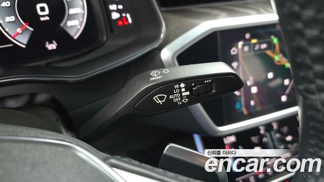 Audi A6 2021 — photo 27