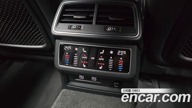 Audi A6 2021 — photo 32