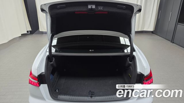 Audi A6 2021 — photo 33