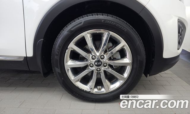 Kia Sorento 2016 — photo 7