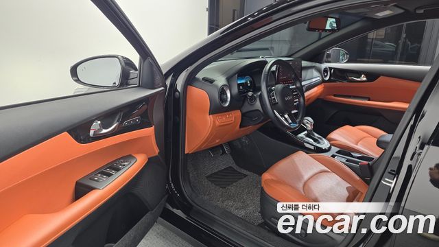 Kia K3 2023 — photo 13