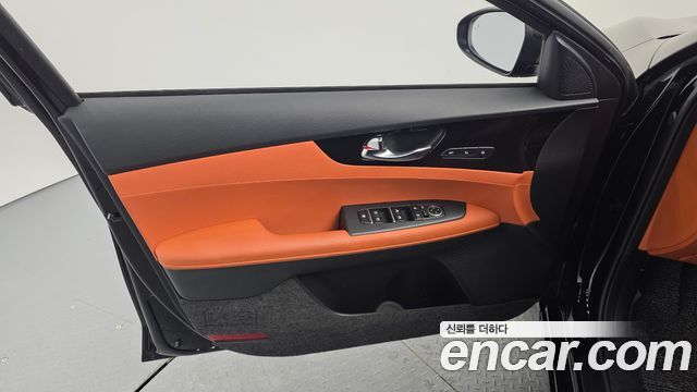 Kia K3 2023 — photo 14