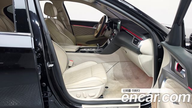 Genesis G70 2019 — photo 11