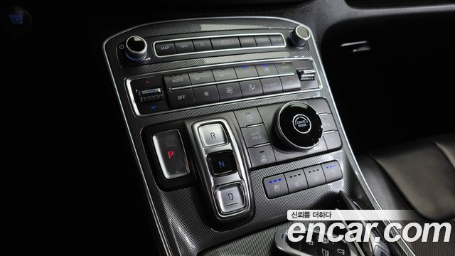 Hyundai Santafe 2021 — photo 12