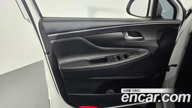 Hyundai Santafe 2021 — photo 14