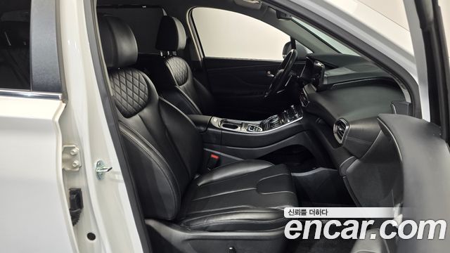 Hyundai Santafe 2021 — photo 16