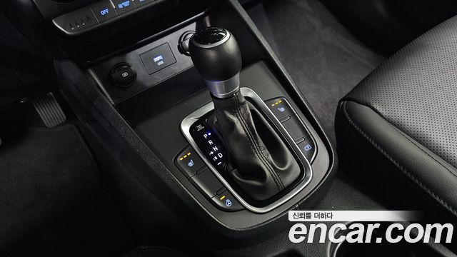 Hyundai Kona 2021 — photo 9