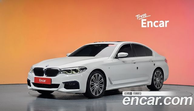 BMW 5-Series 2020 — photo 1