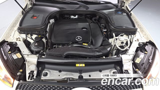 Mercedes-Benz GLC-Class 2020 — photo 6