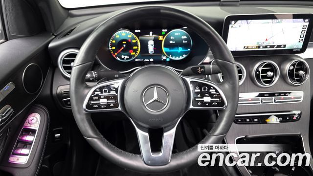 Mercedes-Benz GLC-Class 2020 — photo 20