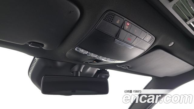 Mercedes-Benz GLC-Class 2020 — photo 25