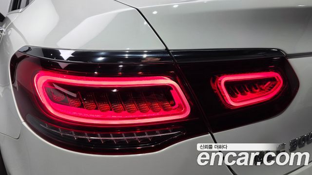 Mercedes-Benz GLC-Class 2020 — photo 9