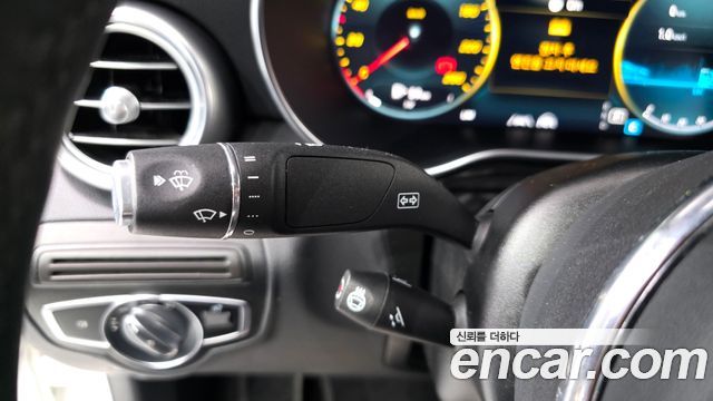 Mercedes-Benz GLC-Class 2020 — photo 27