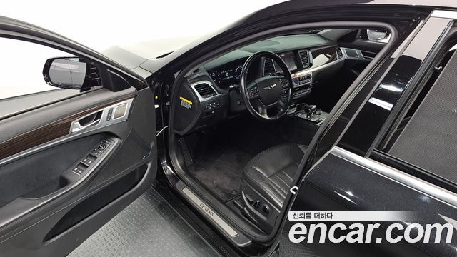 Genesis G80 2019 — photo 13