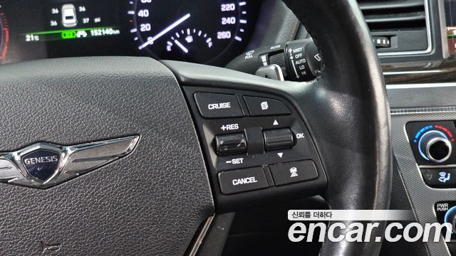 Genesis G80 2019 — photo 24