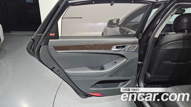 Genesis G80 2019 — photo 15