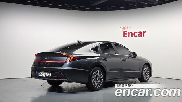 Hyundai Sonata 2022 — photo 2