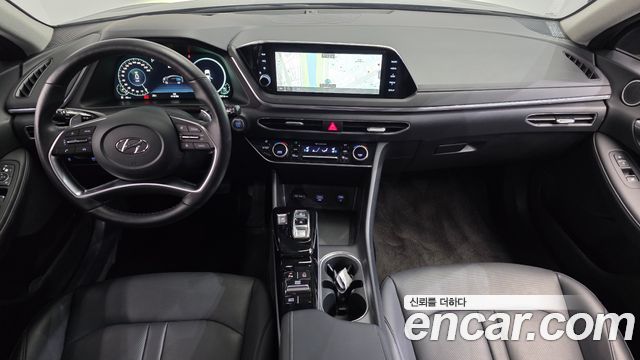 Hyundai Sonata 2022 — photo 10