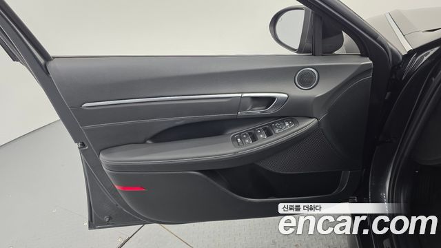 Hyundai Sonata 2022 — photo 14