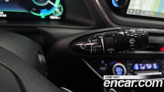 Hyundai Sonata 2022 — photo 30