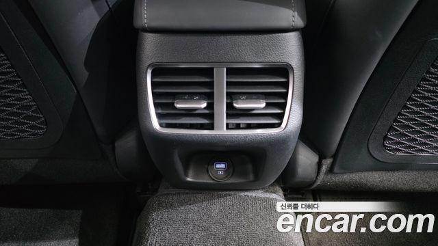 Hyundai Sonata 2022 — photo 31