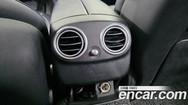 Mercedes-Benz E-Class 2019 — photo 32