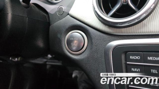Mercedes-Benz GLA-Class 2016 — photo 18