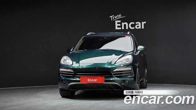 Porsche Cayenne 2011 — photo 3