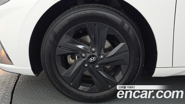 Hyundai AVANTE 2023 — photo 5