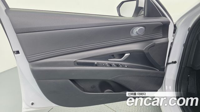 Hyundai AVANTE 2023 — photo 14