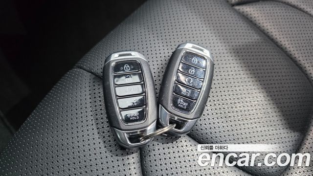 Hyundai AVANTE 2023 — photo 32