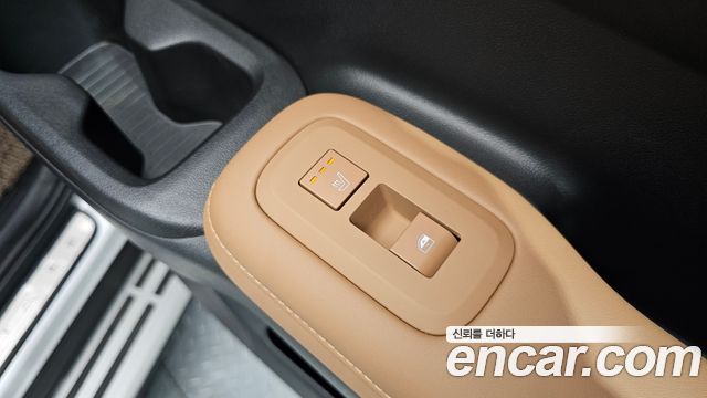 Hyundai Santafe 2025 — photo 25