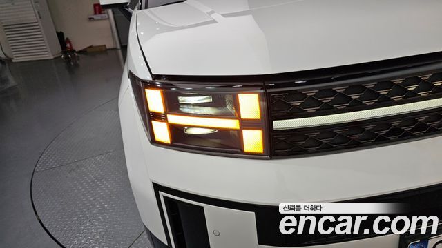 Hyundai Santafe 2025 — photo 8