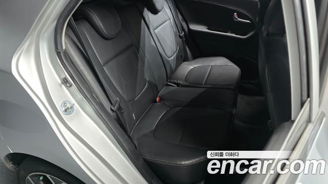 Kia morning 2012 — photo 11