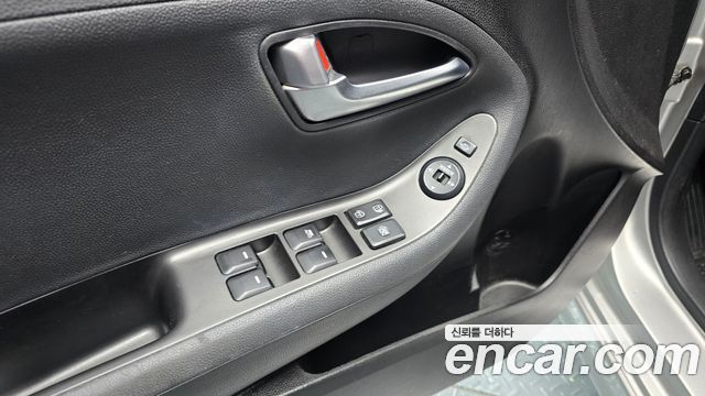 Kia morning 2012 — photo 18